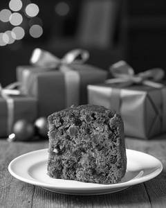 One Piece Rich Plum Cake