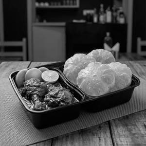 Loochi + Chicken Kosha Power Meal