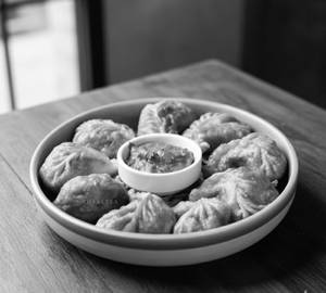 Chicken momos [6 pieces]