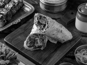 Paneer Haryali Roll
