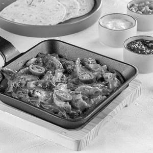Chipotle Paneer Fajita