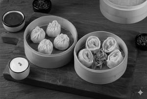 Veg Momos (4 Pcs) + Paneer Momos (4 Pcs)