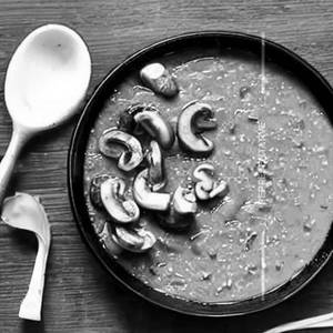 Mushroom & Babycorn in Hot Green Sauce
