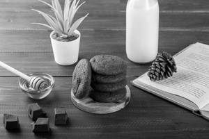 Belgian Chocolate Cookies Jar