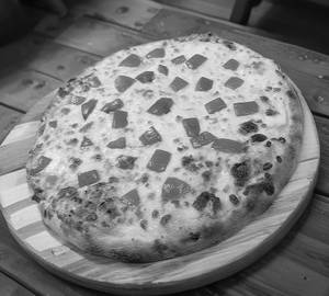 7" Small Cheese and Tomato Pizza