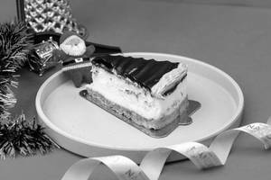 Pista Kunafa Cheese Pastry