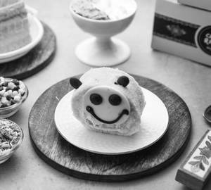 Mango Swiss Roll