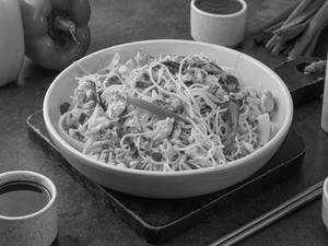 Egg Hakka Noodles