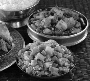 Kariyamudhu Podi (200 gms)
