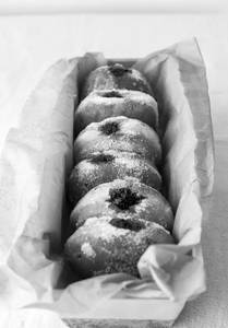 Blueberry Filled Bomboloni ( Italian Doughnut)