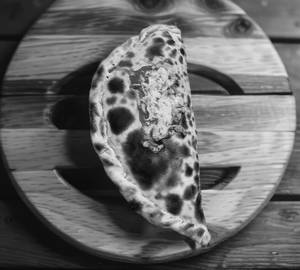 Calzone Closed Pizza (Chicken)