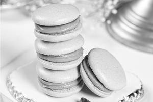 Pistachio Macaron (1 Piece)