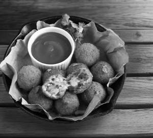Cheese Corn Ball ( 4 Balls )