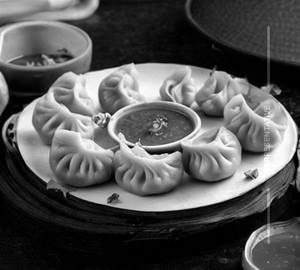 Veg cheese momos [steamed]
