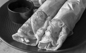 Single egg roll                                  
