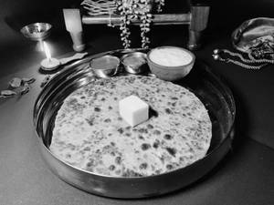 Aloo Paratha (1 Pc - Whole Wheat)