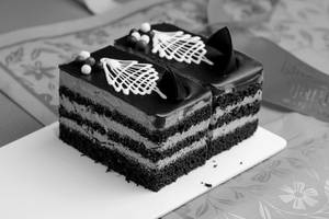 Chocolate Pastry Small
