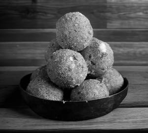Goond Laddu Desi Ghee (5 Pc)