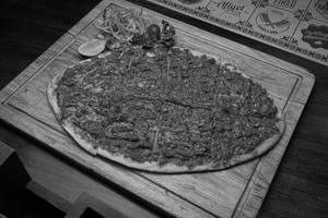 Chicken Lahmacun (flatbread)