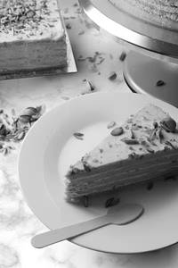 Hive Pistachio Cake 100gm