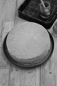 Hive Honey Cake 1kg