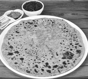 Spl Paneer Paratha (1pc)