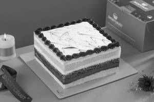 Eggless Choco Vanilla Cake 500 Grams
