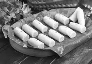 Kesar Roll Mewa