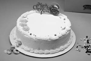 Plum Cake Vanilla Butter Icing 1 Kg