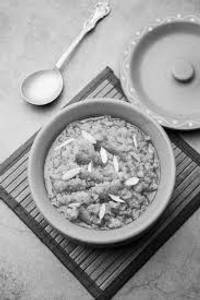 Desi Ghee Moong Dal Halwa 