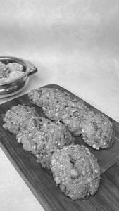 Onam Special Parippu Vada - 8 Nos ( Plain )