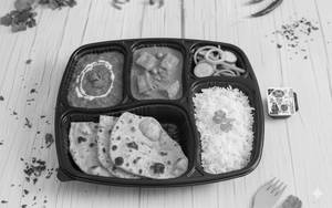 Veg Delux Thali