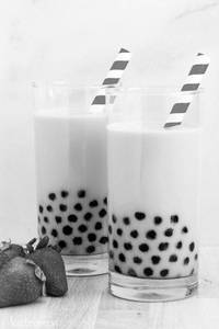 Boba Strawberry Melody Milk Tea
