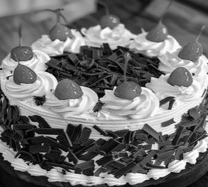 Black forest cake [1 pound]