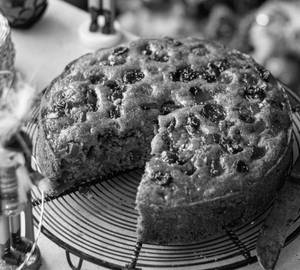 Plum Cake 300Grm (With Egg)