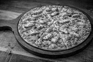 Grilled Chicken Pizza