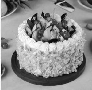 Fresh fruit cake