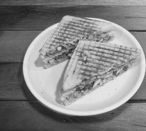 Veg Club Sandwich (Large)