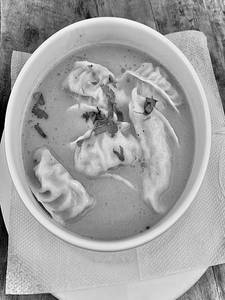 Veg Makhni Sauce Momos