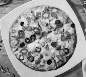 Karnavati Special Pizza