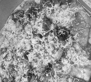 Chicken Tandoori Tikka Pizza