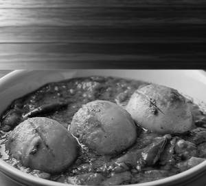 Egg curry  [3 pieces]