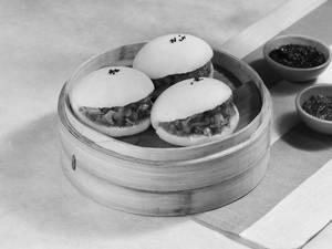 Tangy Spring Vegetables Bun (3 Pcs)
