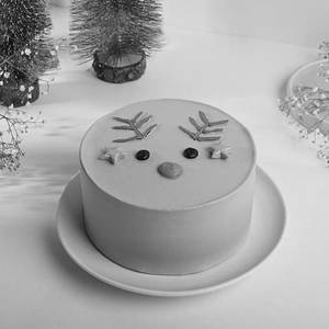 Reindeer Chocolate Christmas Cake (500gm)