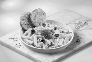 Alfredo Exotic Veggie Pasta