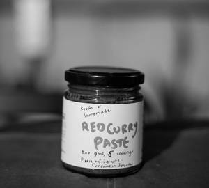 Red curry paste
