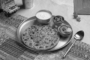 Aloo Pyaaz Paratha