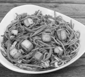 Paneer Schezwan Noodles