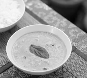 Green Curry With Jasmine Rice (Serves 2/3)