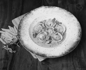 Chicken Tortellini In Rossa Sauce
